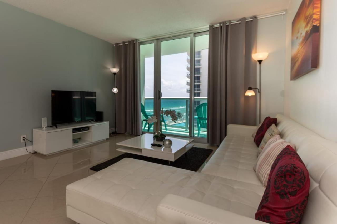Apartments At Tides Hollywood Extérieur photo